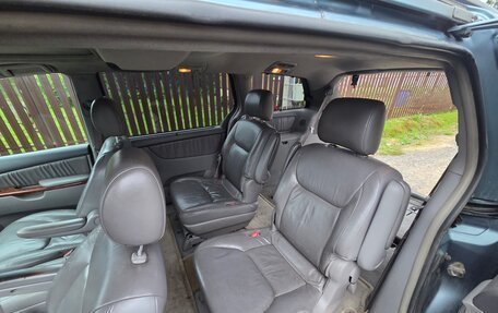 Toyota Sienna II рестайлинг, 2004 год, 1 200 000 рублей, 6 фотография