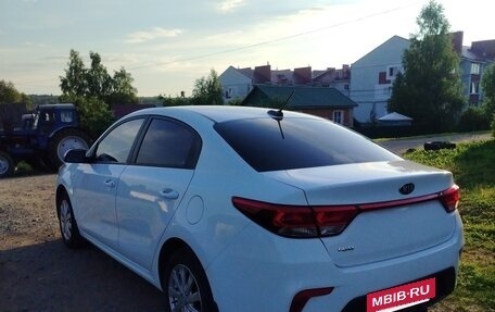 KIA Rio IV, 2017 год, 1 250 000 рублей, 6 фотография