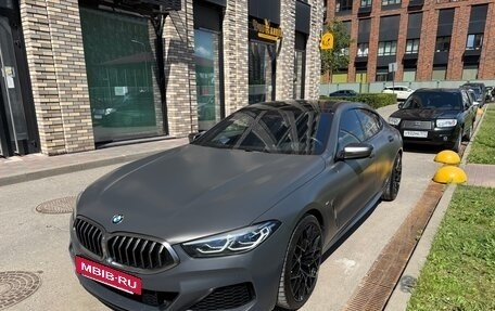 BMW 8 серия, 2019 год, 6 990 000 рублей, 10 фотография