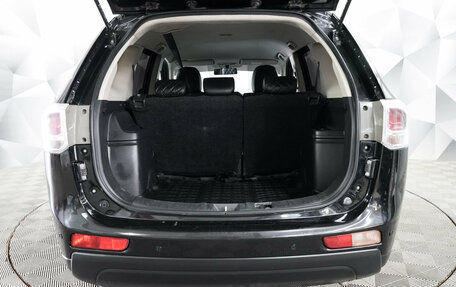 Mitsubishi Outlander III рестайлинг 3, 2012 год, 1 073 000 рублей, 11 фотография