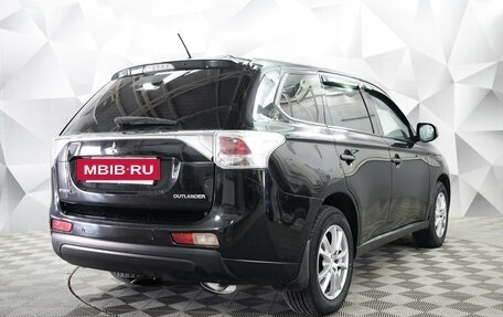 Mitsubishi Outlander III рестайлинг 3, 2012 год, 1 073 000 рублей, 3 фотография