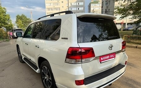 Toyota Land Cruiser 200, 2020 год, 7 950 000 рублей, 3 фотография