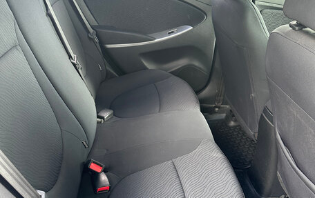 Hyundai Solaris II рестайлинг, 2011 год, 850 000 рублей, 7 фотография