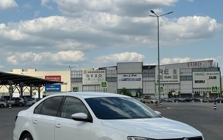 Volkswagen Jetta VI, 2015 год, 1 350 000 рублей, 1 фотография