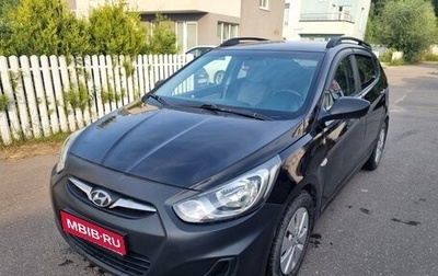 Hyundai Solaris II рестайлинг, 2011 год, 365 000 рублей, 1 фотография