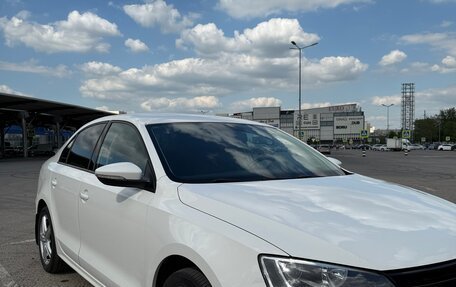 Volkswagen Jetta VI, 2015 год, 1 350 000 рублей, 4 фотография