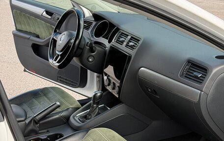 Volkswagen Jetta VI, 2015 год, 1 350 000 рублей, 19 фотография
