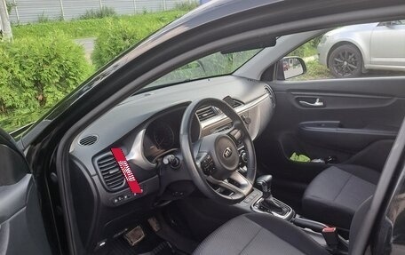 KIA Rio IV, 2021 год, 1 950 000 рублей, 4 фотография