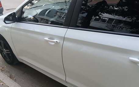 Hyundai Solaris II рестайлинг, 2021 год, 1 550 000 рублей, 9 фотография