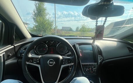 Opel Astra J, 2013 год, 700 000 рублей, 10 фотография