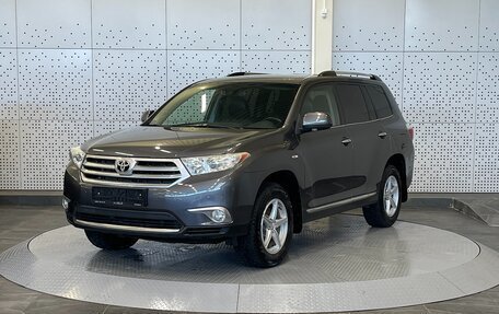 Toyota Highlander III, 2012 год, 1 340 000 рублей, 3 фотография
