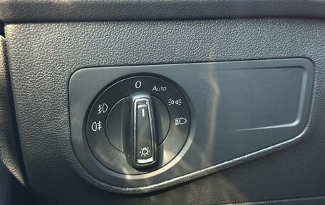 Volkswagen Tiguan II, 2017 год, 1 860 000 рублей, 20 фотография