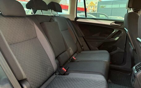 Volkswagen Tiguan II, 2017 год, 1 860 000 рублей, 28 фотография