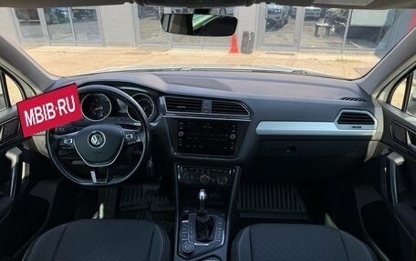 Volkswagen Tiguan II, 2017 год, 1 860 000 рублей, 29 фотография