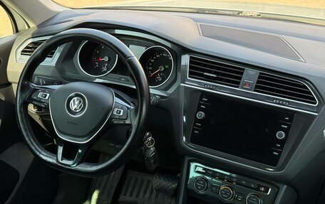 Volkswagen Tiguan II, 2017 год, 1 860 000 рублей, 32 фотография
