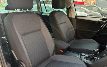 Volkswagen Tiguan II, 2017 год, 1 860 000 рублей, 33 фотография