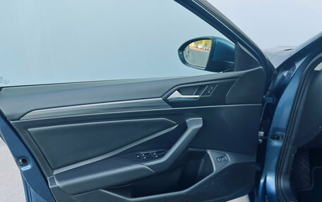 Volkswagen Jetta VII, 2019 год, 1 820 000 рублей, 12 фотография