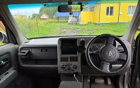 Nissan Cube II, 2004 год, 300 000 рублей, 6 фотография