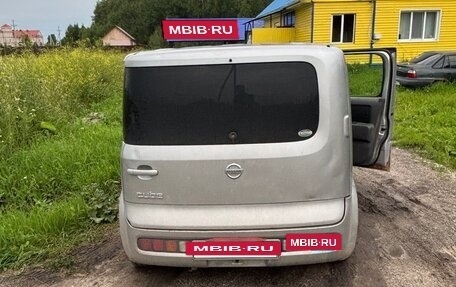 Nissan Cube II, 2004 год, 300 000 рублей, 4 фотография