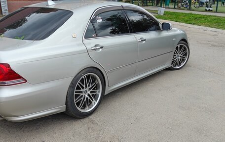 Toyota Crown, 2004 год, 500 000 рублей, 4 фотография