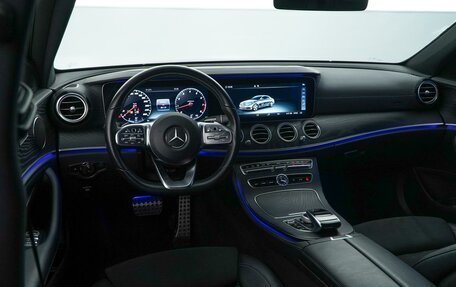 Mercedes-Benz E-Класс, 2018 год, 3 677 077 рублей, 6 фотография