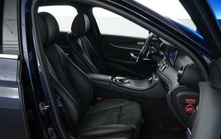 Mercedes-Benz E-Класс, 2018 год, 3 677 077 рублей, 8 фотография