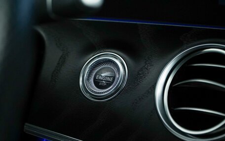 Mercedes-Benz E-Класс, 2018 год, 3 677 077 рублей, 18 фотография