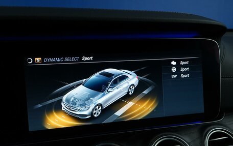 Mercedes-Benz E-Класс, 2018 год, 3 677 077 рублей, 22 фотография