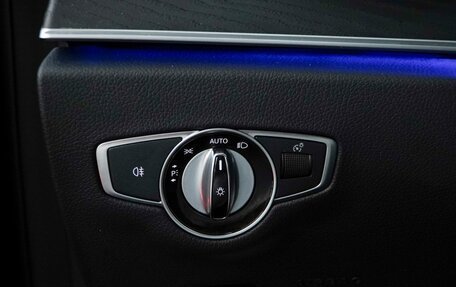 Mercedes-Benz E-Класс, 2018 год, 3 677 077 рублей, 17 фотография