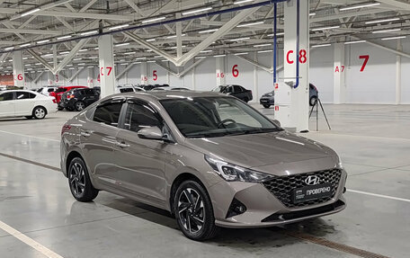 Hyundai Solaris II рестайлинг, 2022 год, 1 850 000 рублей, 3 фотография