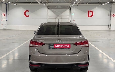 Hyundai Solaris II рестайлинг, 2022 год, 1 850 000 рублей, 7 фотография