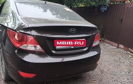 Hyundai Solaris II рестайлинг, 2011 год, 500 000 рублей, 2 фотография
