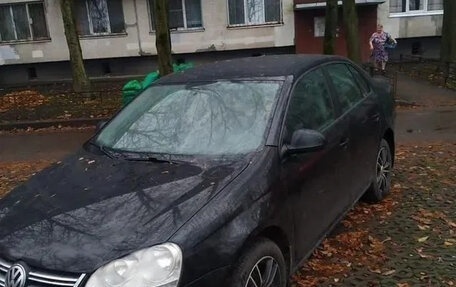 Volkswagen Jetta VI, 2009 год, 530 000 рублей, 3 фотография