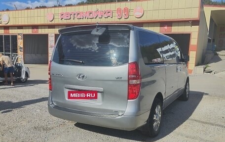 Hyundai Grand Starex Grand Starex I рестайлинг 2, 2015 год, 2 851 000 рублей, 5 фотография