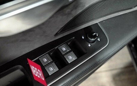 Audi A8, 2018 год, 7 350 000 рублей, 14 фотография