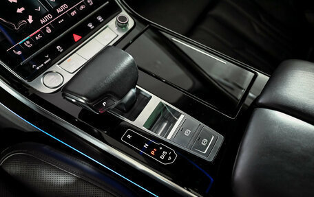 Audi A8, 2018 год, 7 350 000 рублей, 15 фотография