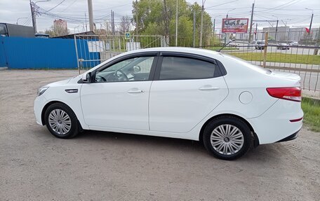 KIA Rio III рестайлинг, 2016 год, 889 000 рублей, 9 фотография