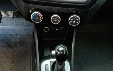 KIA Rio III рестайлинг, 2016 год, 889 000 рублей, 15 фотография