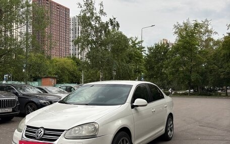 Volkswagen Jetta VI, 2008 год, 610 000 рублей, 3 фотография