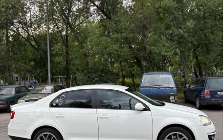 Volkswagen Jetta VI, 2008 год, 610 000 рублей, 8 фотография