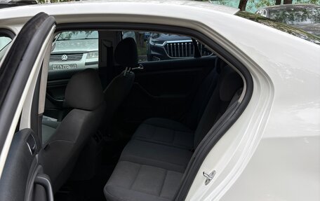 Volkswagen Jetta VI, 2008 год, 610 000 рублей, 16 фотография