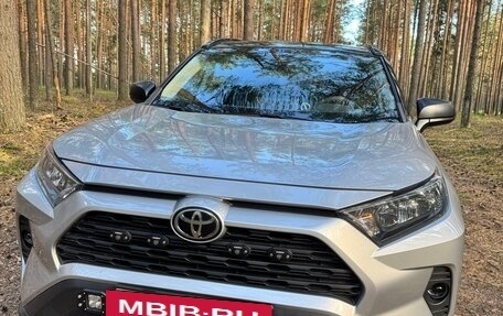 Toyota RAV4, 2021 год, 3 500 000 рублей, 15 фотография