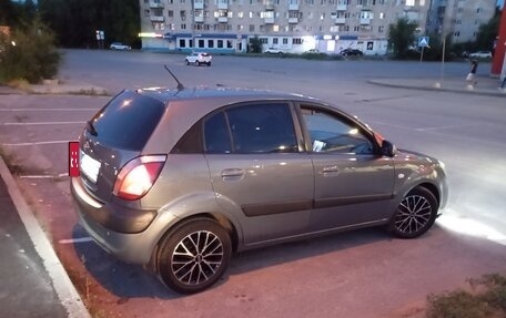 KIA Rio II, 2006 год, 460 000 рублей, 17 фотография