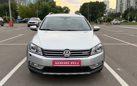 Volkswagen Passat B7, 2013 год, 1 300 000 рублей, 2 фотография