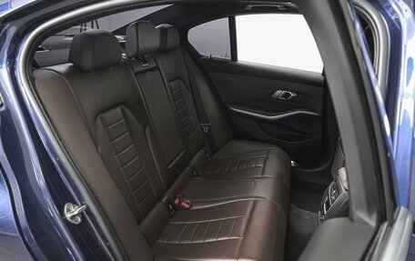 BMW 3 серия, 2019 год, 3 650 000 рублей, 7 фотография