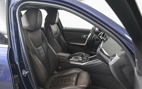 BMW 3 серия, 2019 год, 3 650 000 рублей, 8 фотография