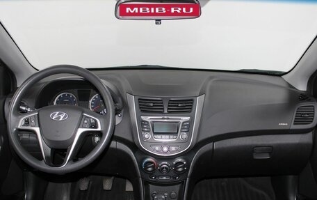 Hyundai Solaris II рестайлинг, 2016 год, 929 900 рублей, 8 фотография