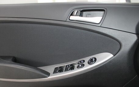 Hyundai Solaris II рестайлинг, 2016 год, 929 900 рублей, 18 фотография