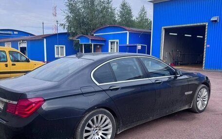 BMW 7 серия, 2010 год, 1 600 000 рублей, 4 фотография