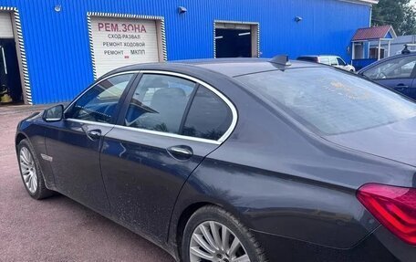 BMW 7 серия, 2010 год, 1 600 000 рублей, 9 фотография